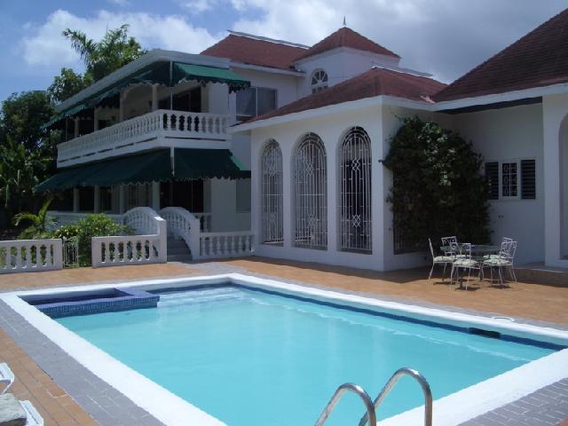 Ironshore Private Villa