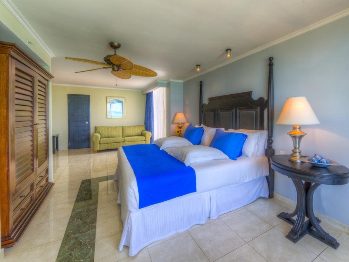 Barcelo Aruba - Grand Deluxe Concierge Ocean View Room