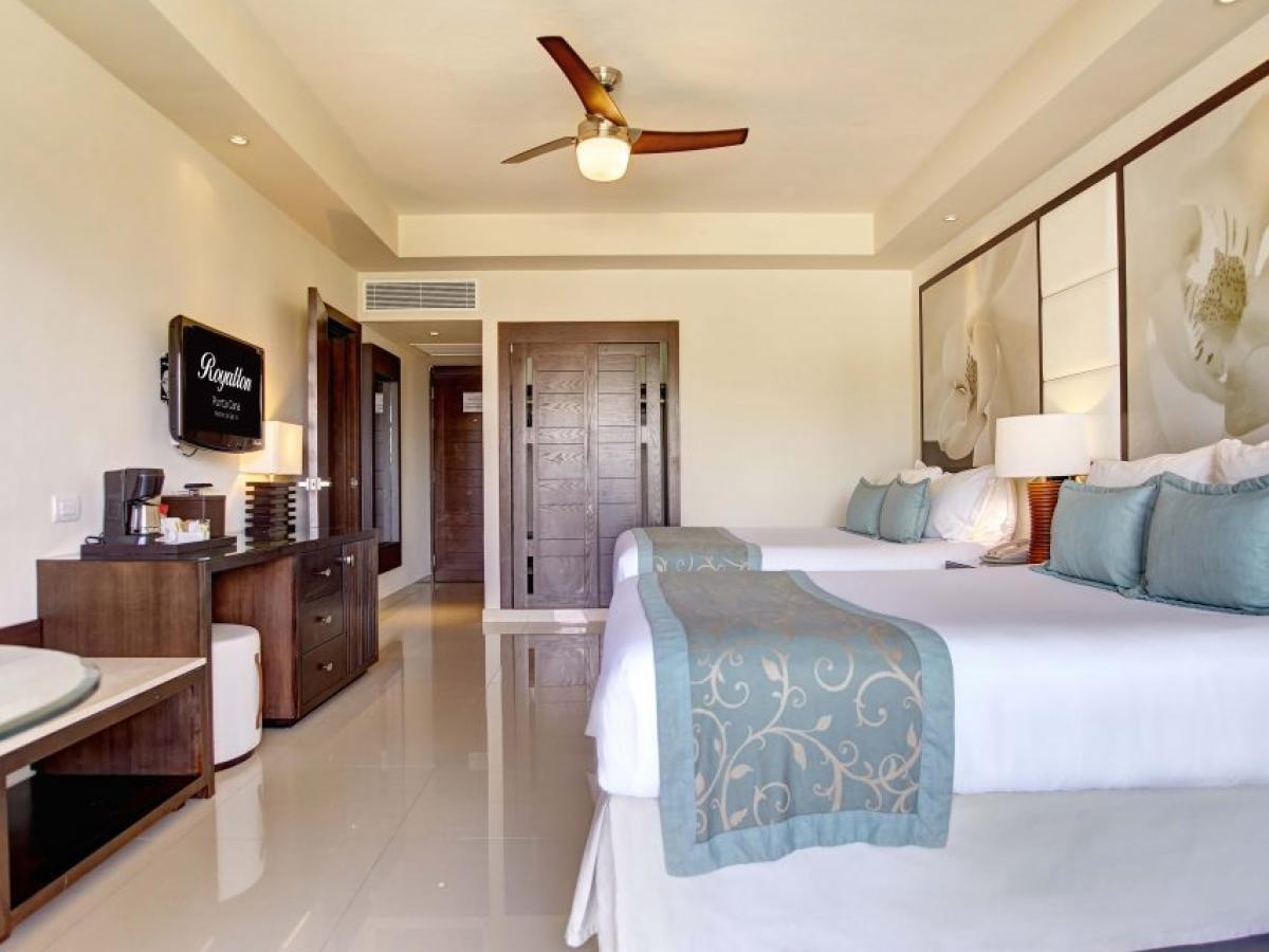 Hideaway at Royalton Punta Cana - Luxury Room