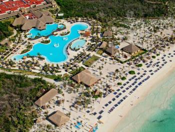 Grand Palladium Colonial Resort - Resort