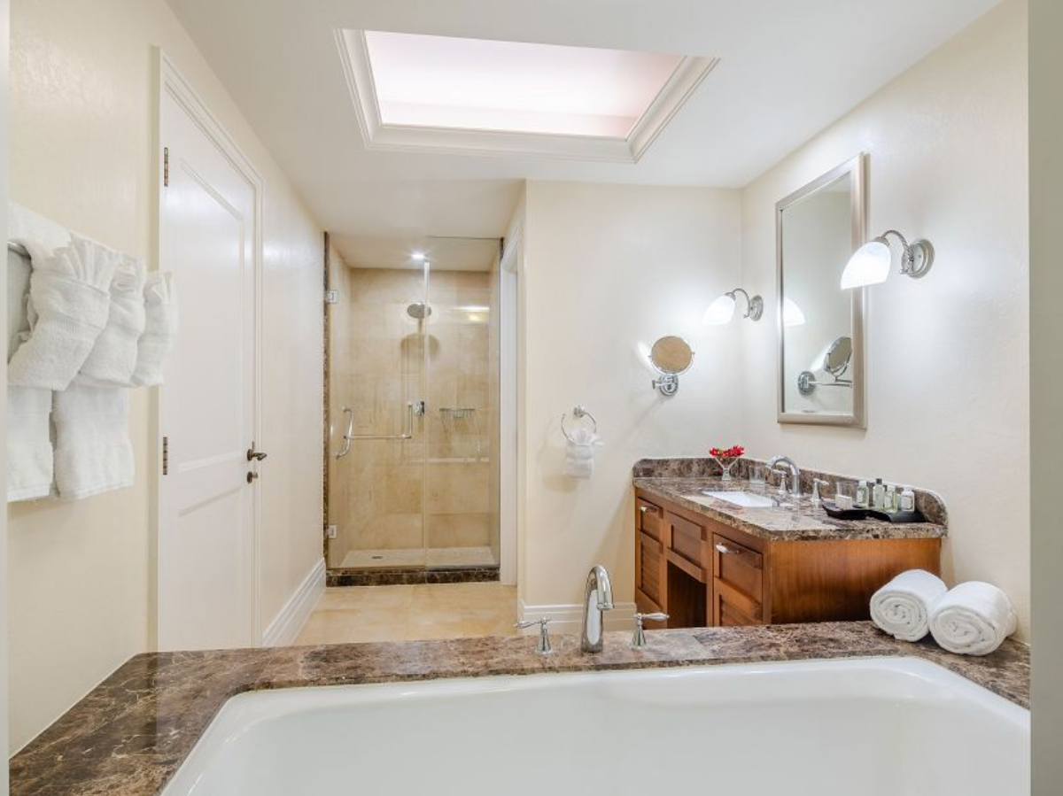 Jewel Grande One Bedroom Resort View Suite