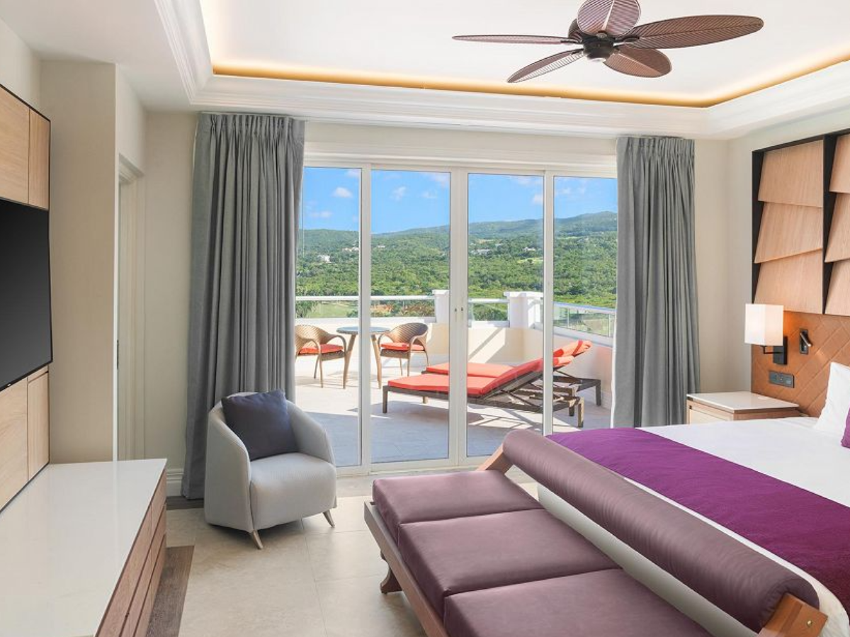 Jewel Grande Three Bedroom Penthouse