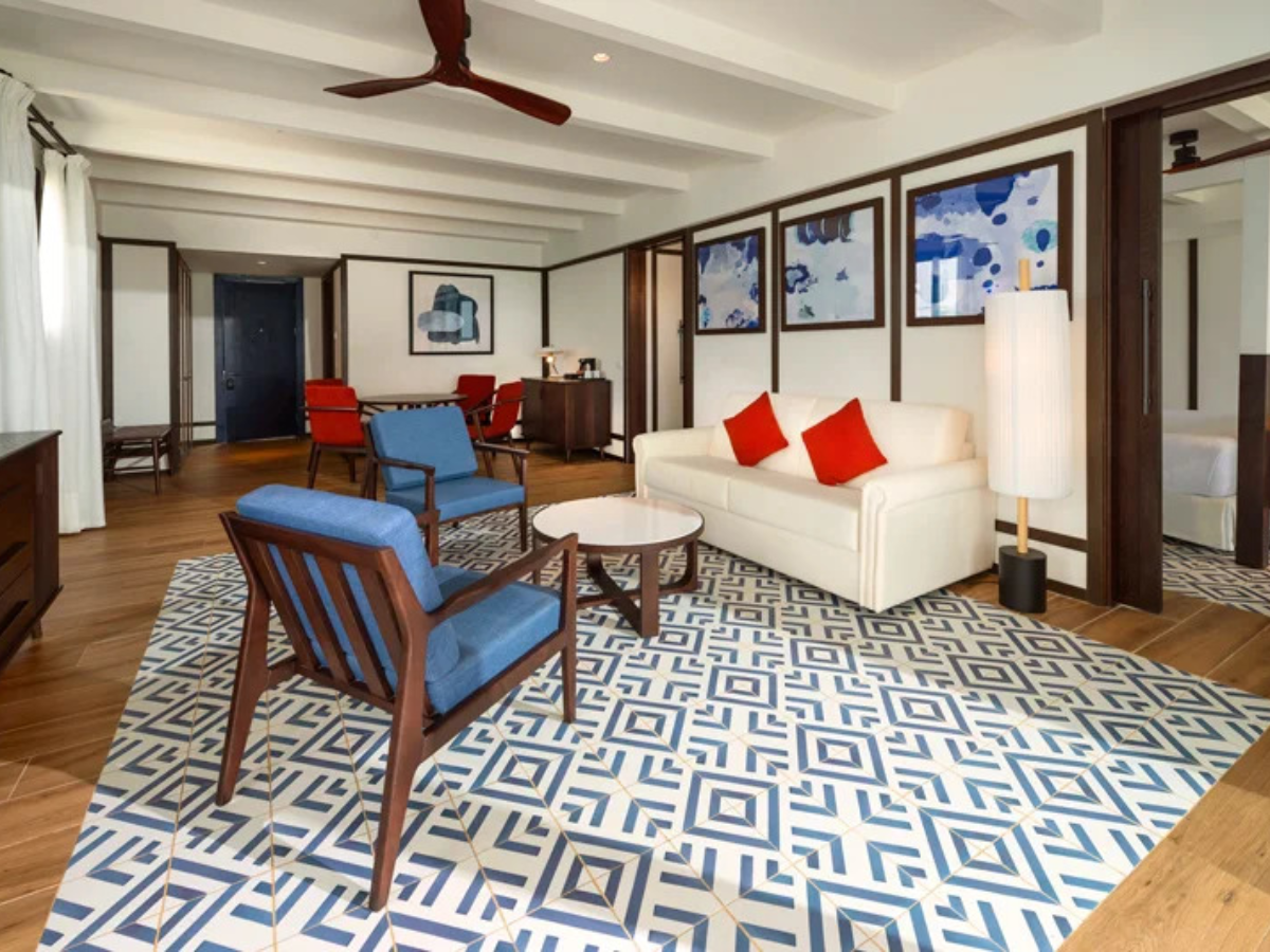 Ocean Coral Springs Master Suite Livingroom