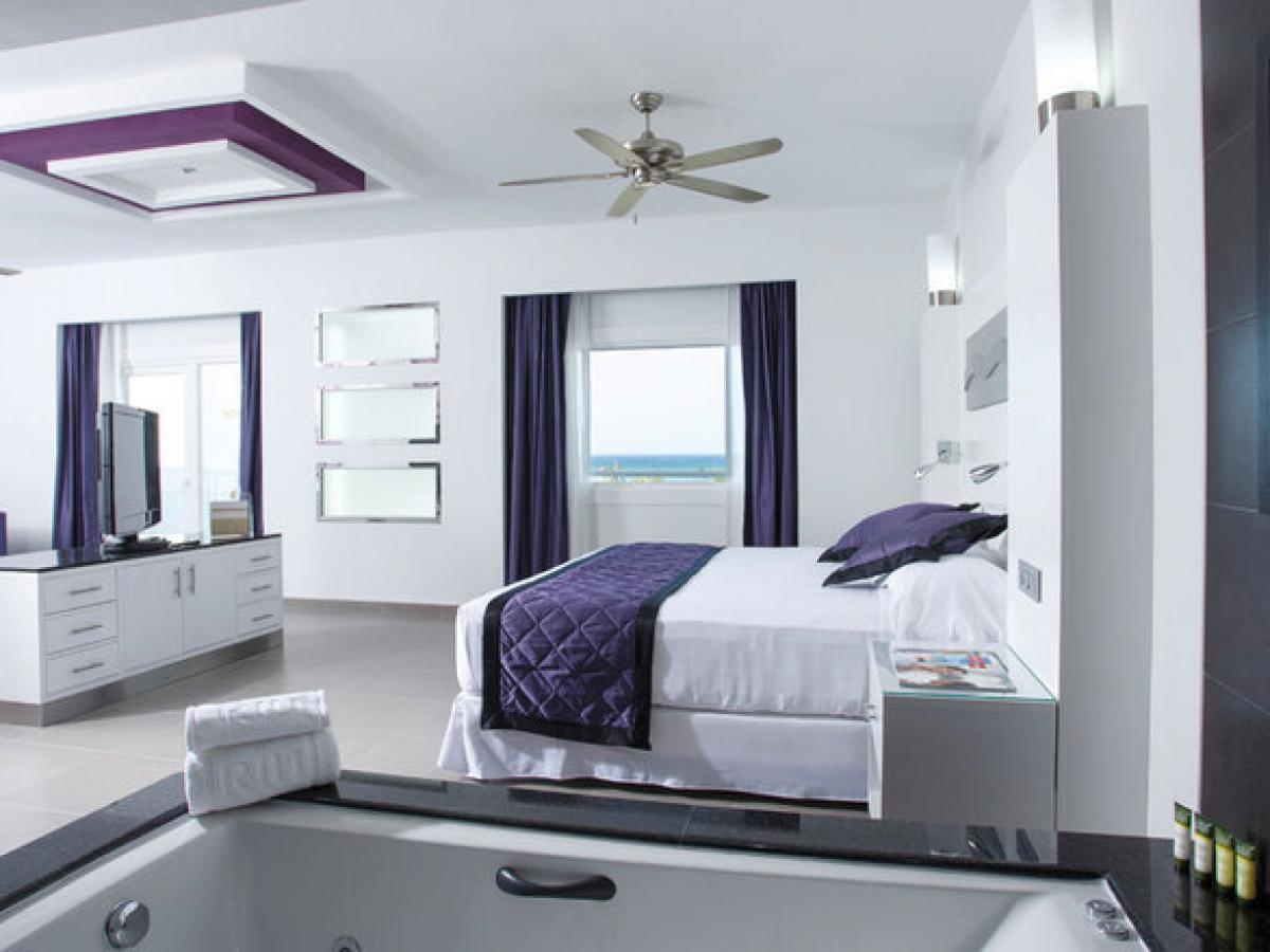 Riu Palace Jamaica Montego Bay - Junior Suite  Ocean View