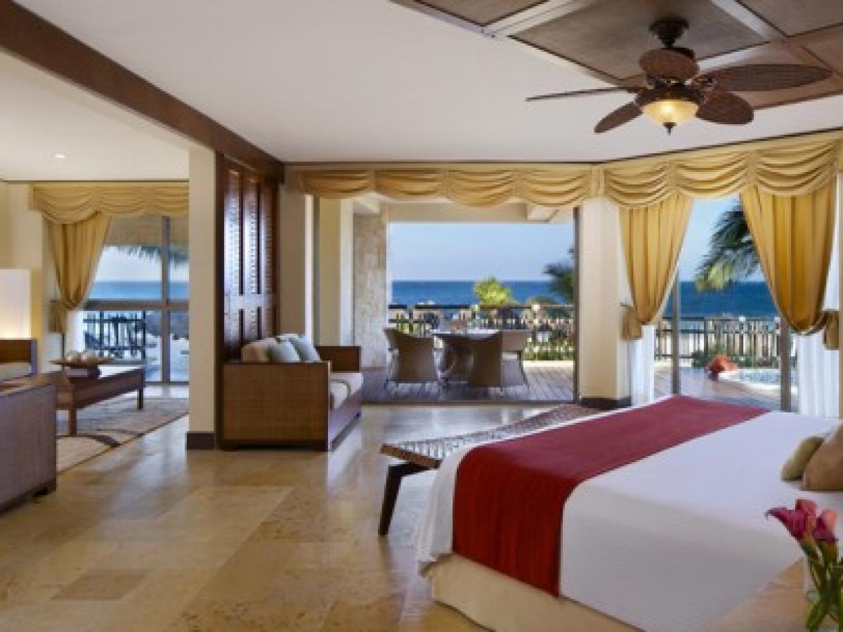 Dreams Riviera Cancun Resort & Spa - Preferred Club Governor Suite