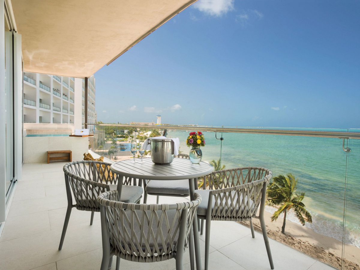 Dreams Vista Cancun Resort and Spa Deluxe Ocean View Rooms Ter