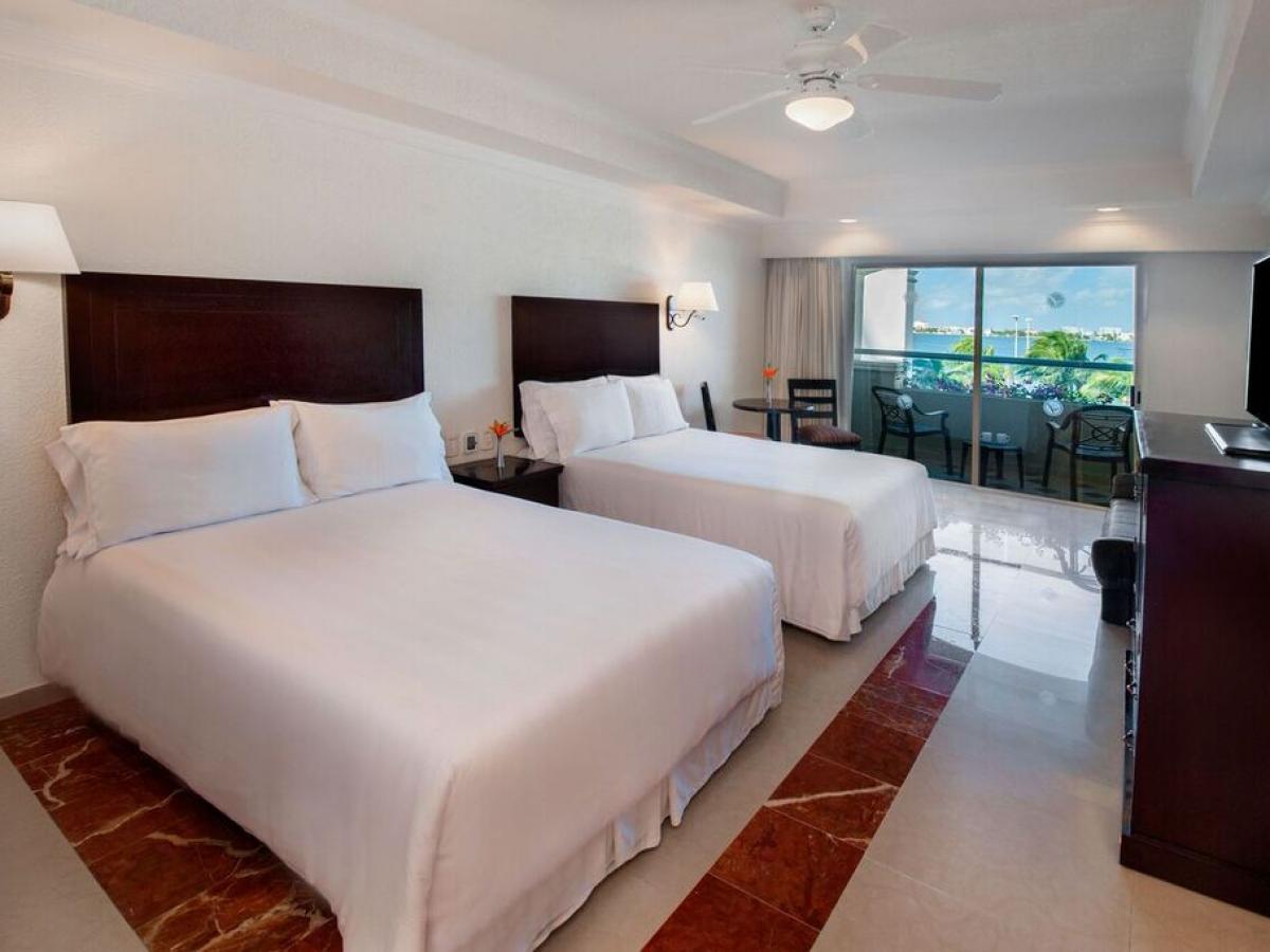 Panama Jack Resort Gran Caribe Cancun - Standard Room