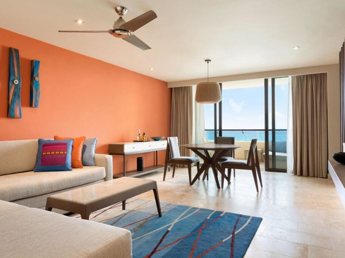 Hyatt Ziva Cancun Mexico - Ziva Club Ocean Front Corner Suite