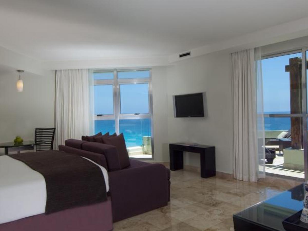 Melody Maker Cancun- Ocean Front Villa
