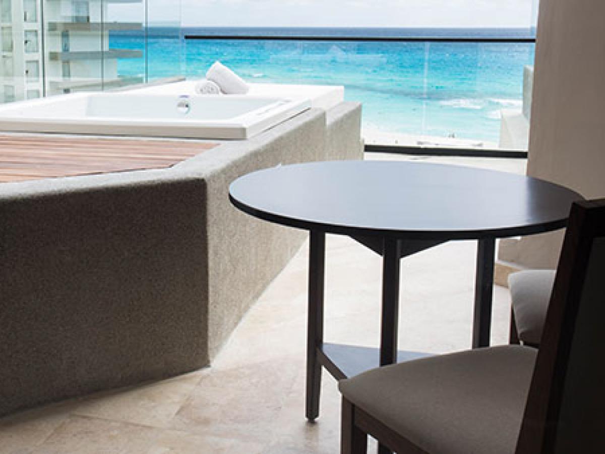 Melody Maker Cancun- Ocean View Terrace Suite