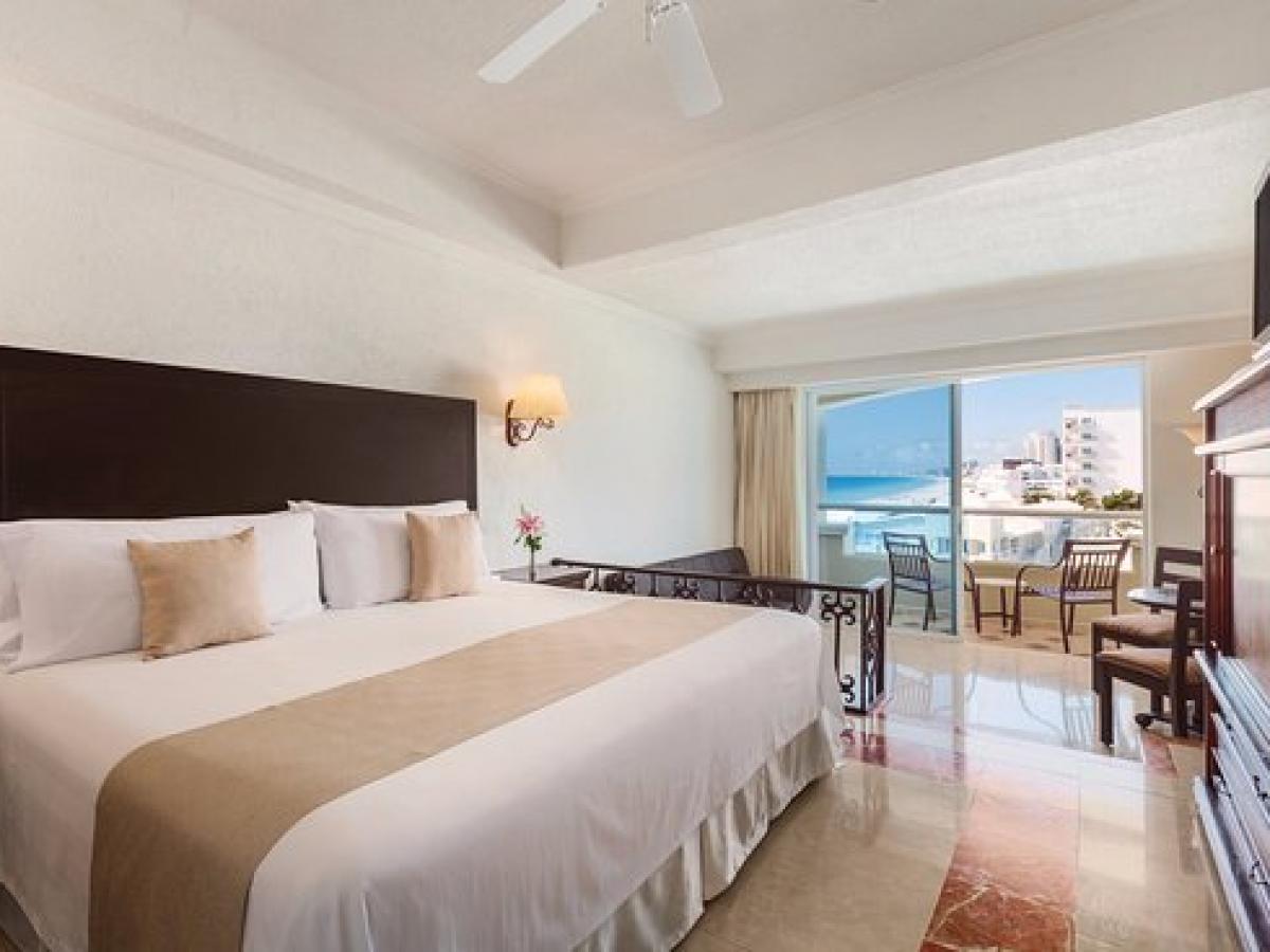 Panama Jack Resort Gran Caribe Cancun - Junior Suite