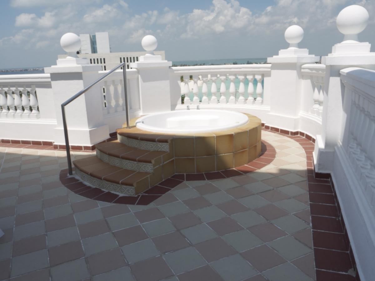 Riu Palace Las Americas Cancun Mexico - Jacuzzi  Suite Ocean Vie