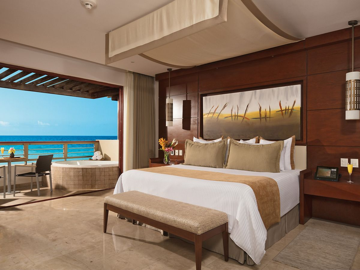 Secrets Playa Mujeres- Preferred Club Master Suite Ocean Front