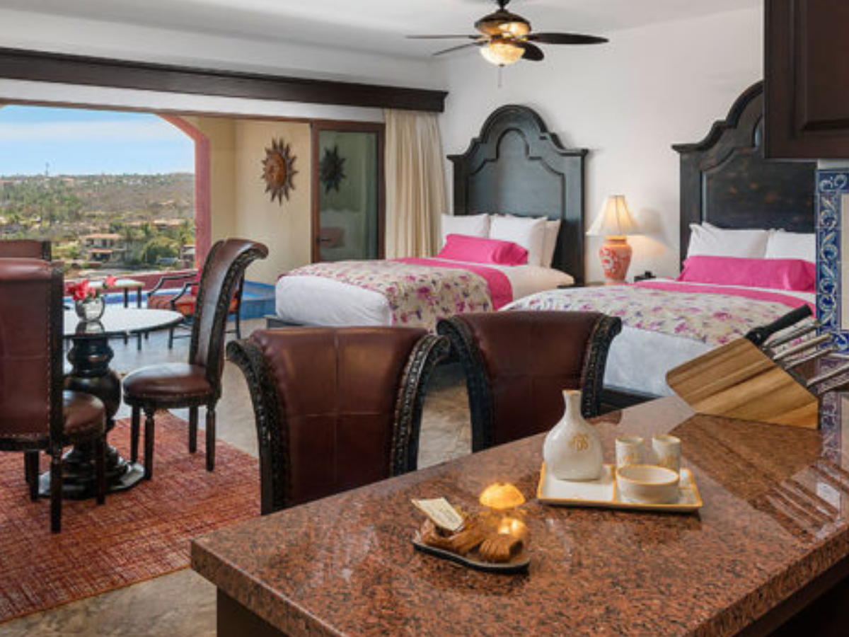 Hacienda Encantada Luxury Suite 2