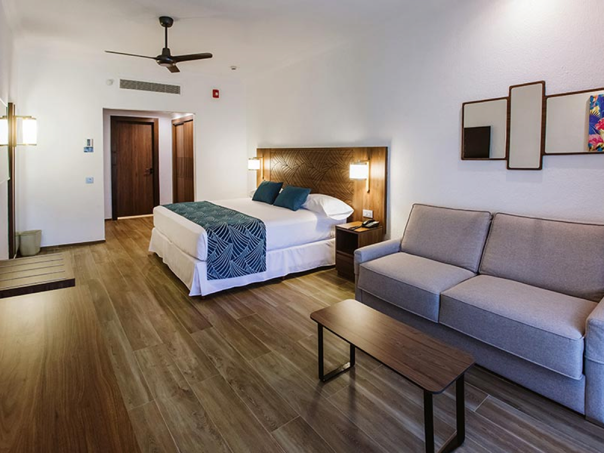Riu Vallarta double room partial sea view 