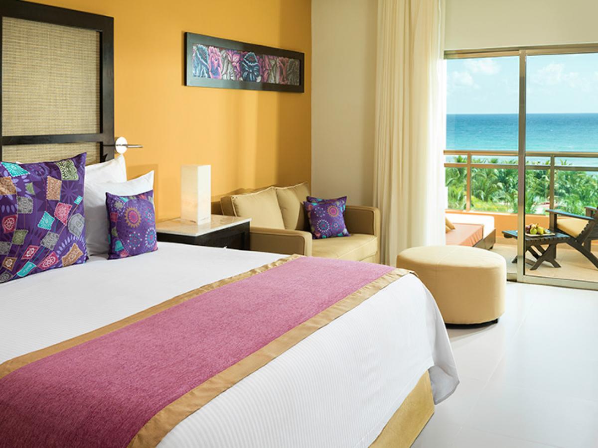 El Dorado Seaside Suites Riviera  Maya Mexico - Premium Jacuzzi 
