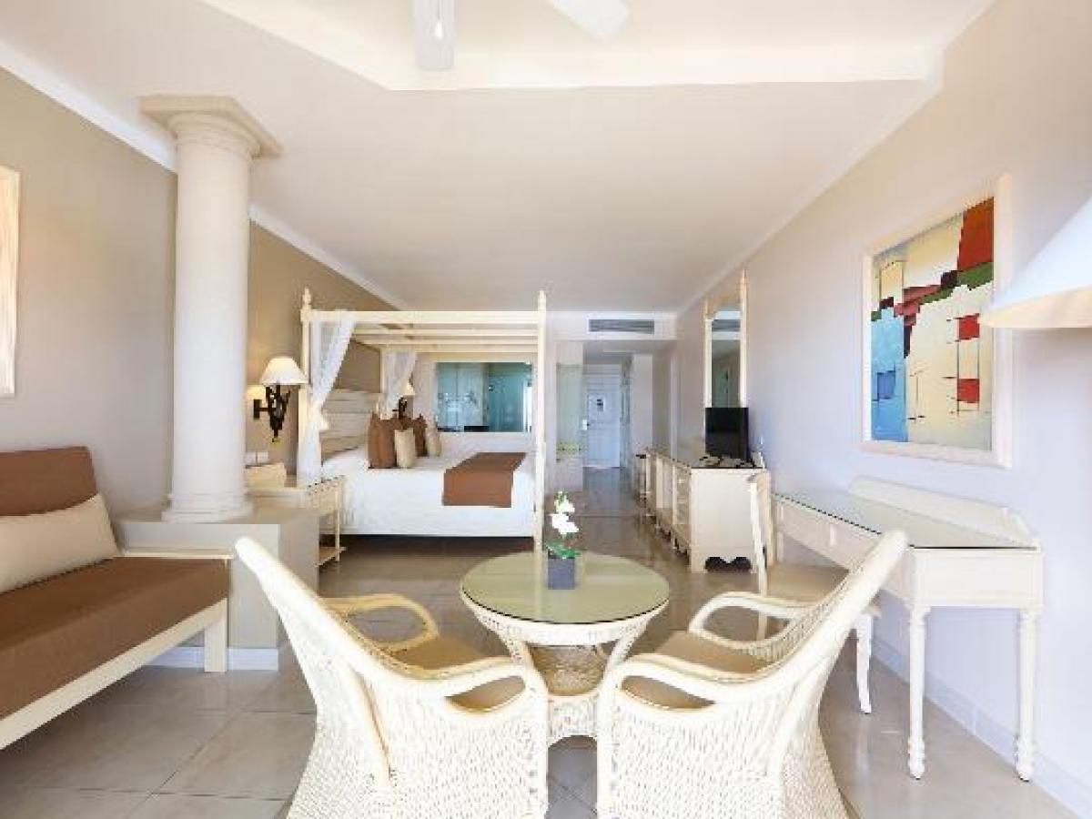 Luxury Bahia Principe Akumal Mexico - Junior Suite Deluxe Ocean Front